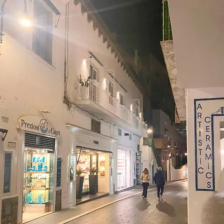 Casina Caprese By Caprirooms Κάπρι